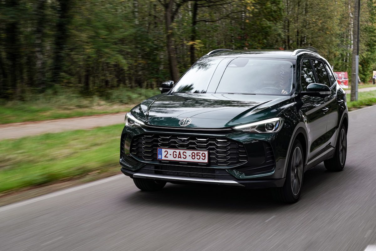 Estrena el nuevo MG ZS en renting con Grupo Canauto